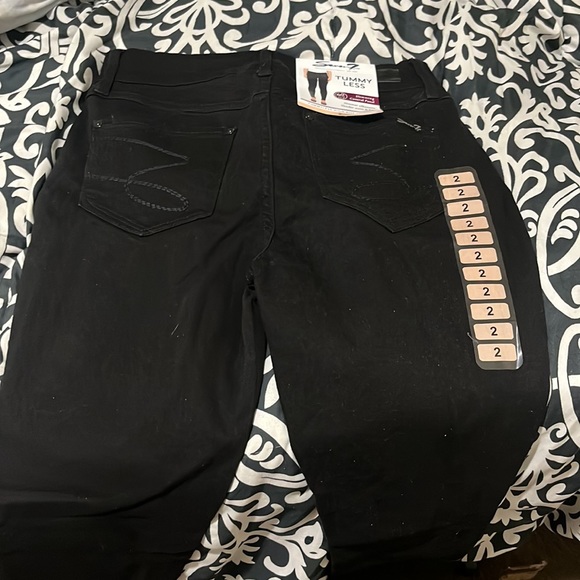 Seven7 - Tummyless High Rise Skinny - Picture 3 of 5